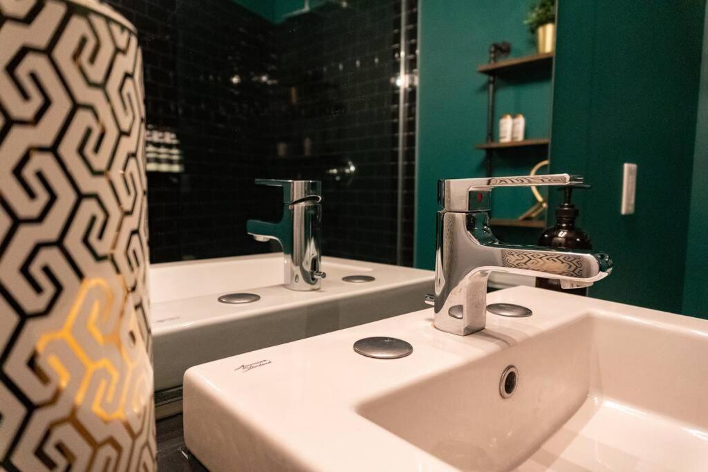 The Navy Loft Apartment Los Angeles
