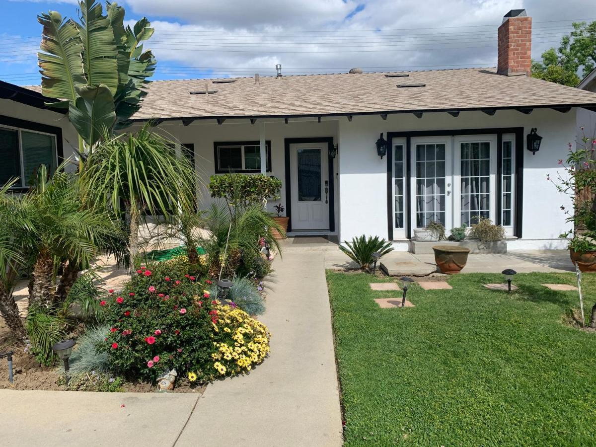 Holiday home Cheerful, Beautifully Remodeled, Modern, Comfortable *