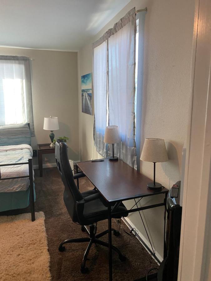 Homestay Private Room And Bath In Los Angeles
