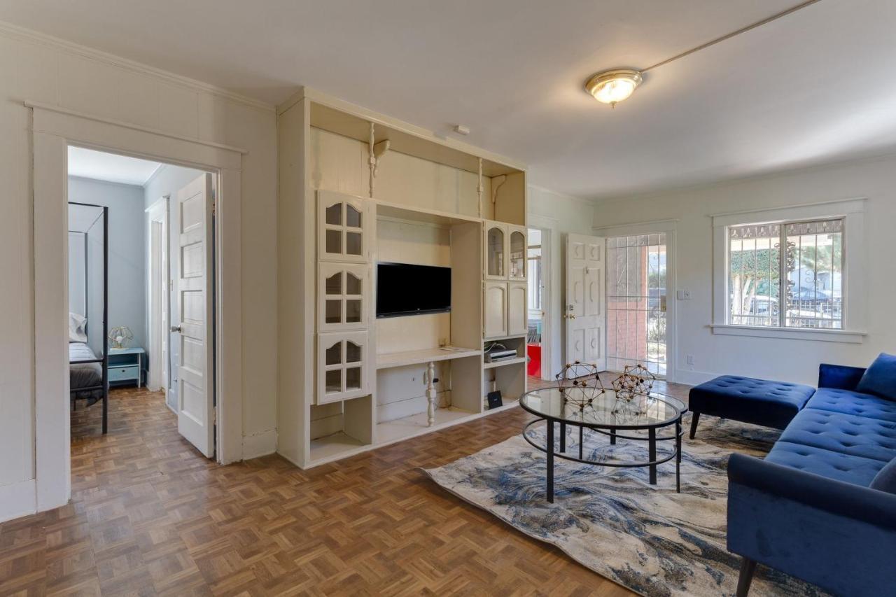 Angeles 3 Bedroom Charmer Large
