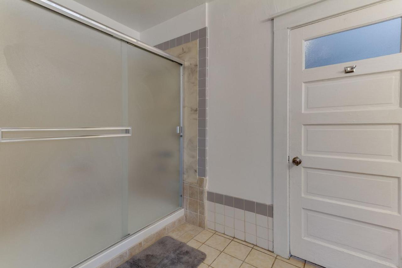 Angeles 3 Bedroom Charmer Large *