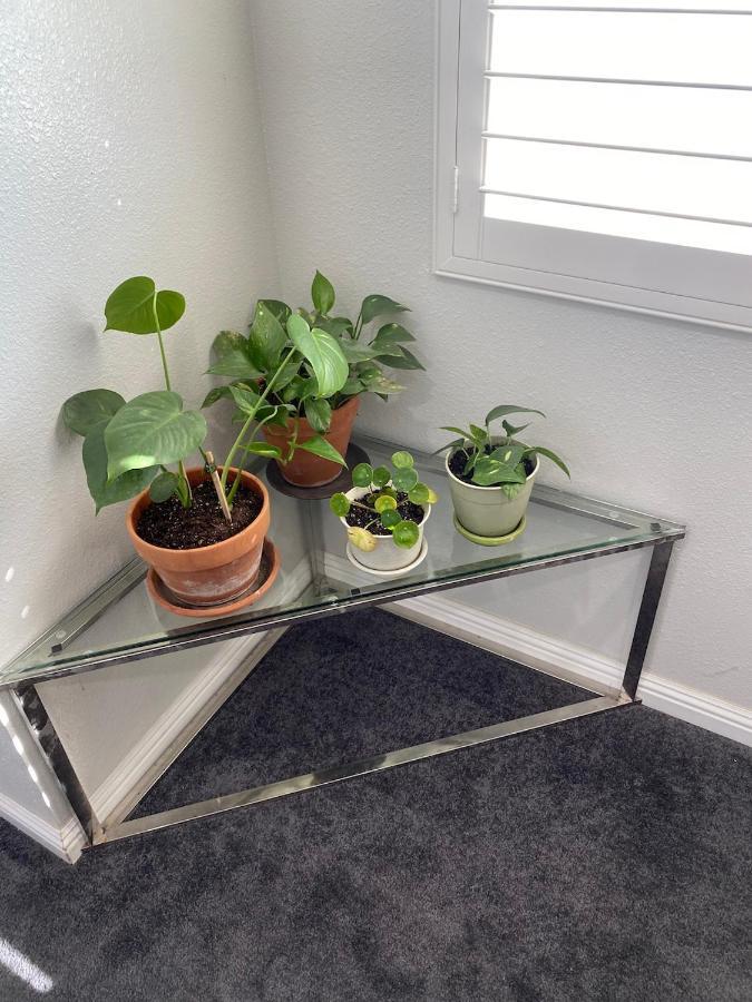 Private W/ Private Full Bathroom & Wifi & Ac & Shared Kitchen In Angeles Homestay Los Angeles
