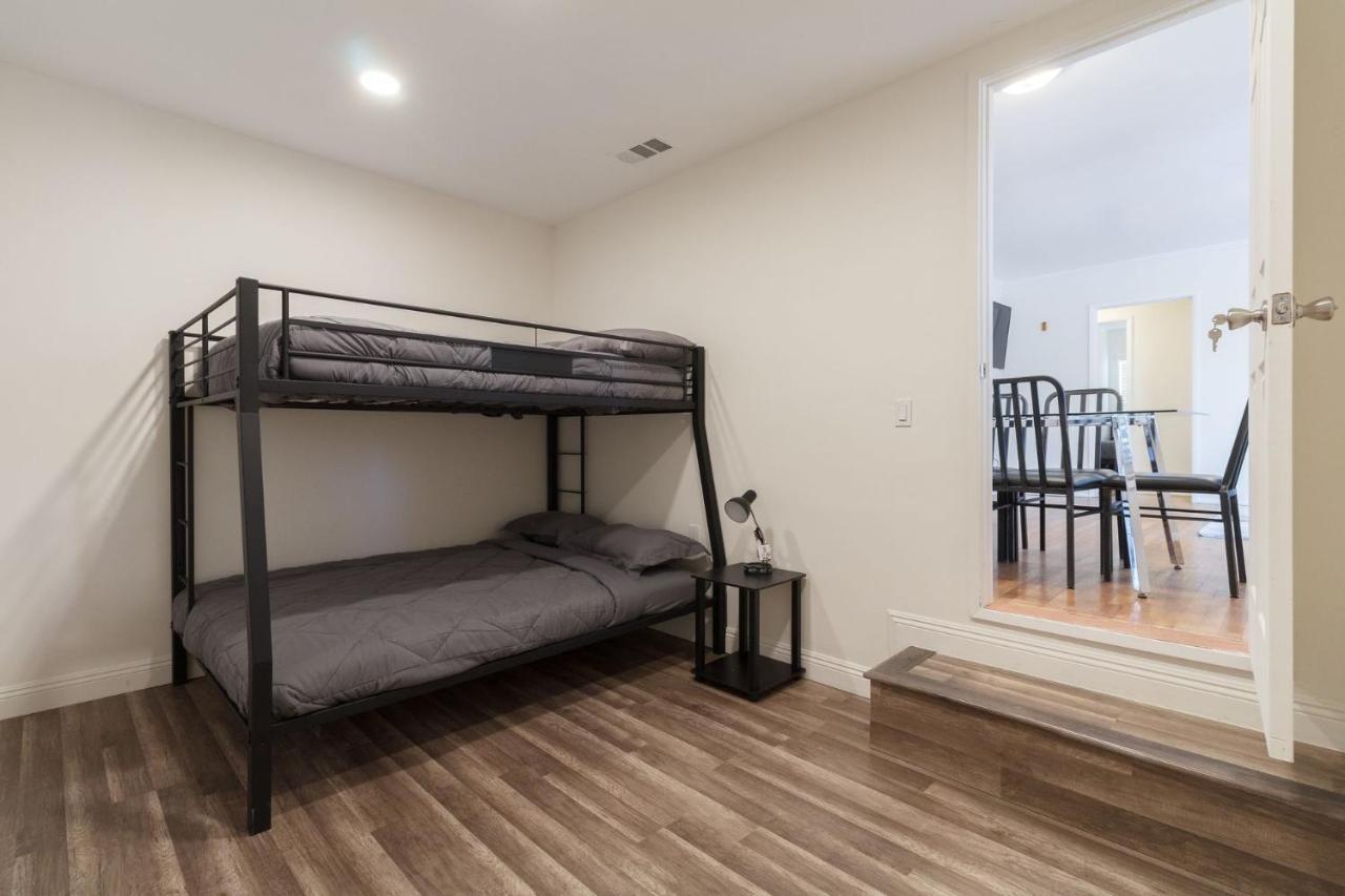 Encino Charmer With Large Backyard Los Angeles