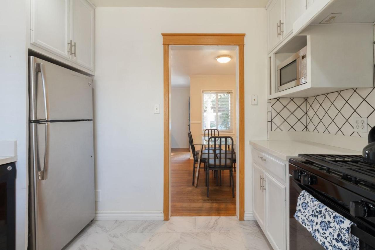 Encino Charmer With Large Backyard Los Angeles