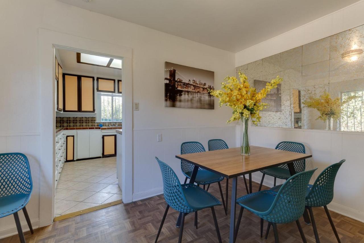 Angeles 3 Bedroom Charmer Large *