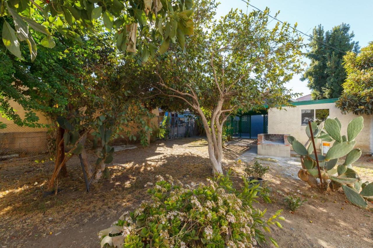 Angeles 3 Bedroom Charmer Large *