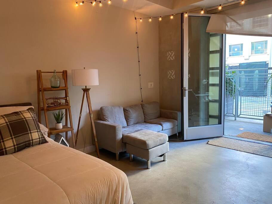 Apartment Live-Work Trendi Apartment In West Hollywood W-Parking-Pool-Gym