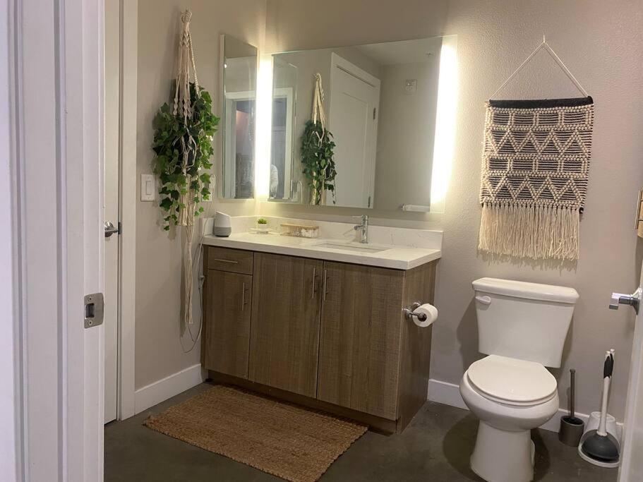 Apartment Live-Work Trendi Apartment In West Hollywood W-Parking-Pool-Gym *