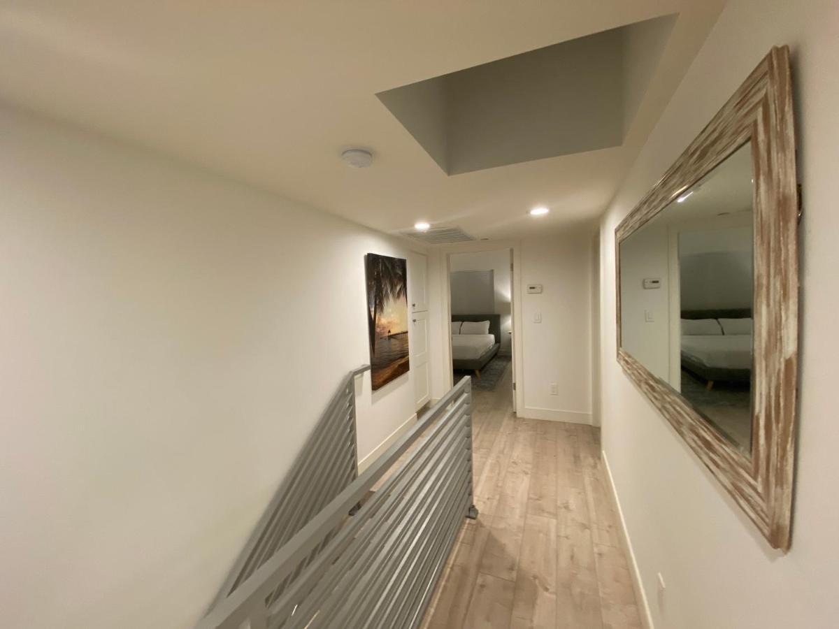 Los Angeles Rentals Aparthotel