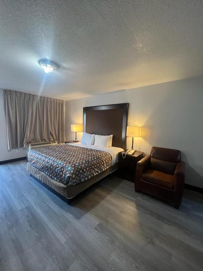 Goldstar Hotel 2*