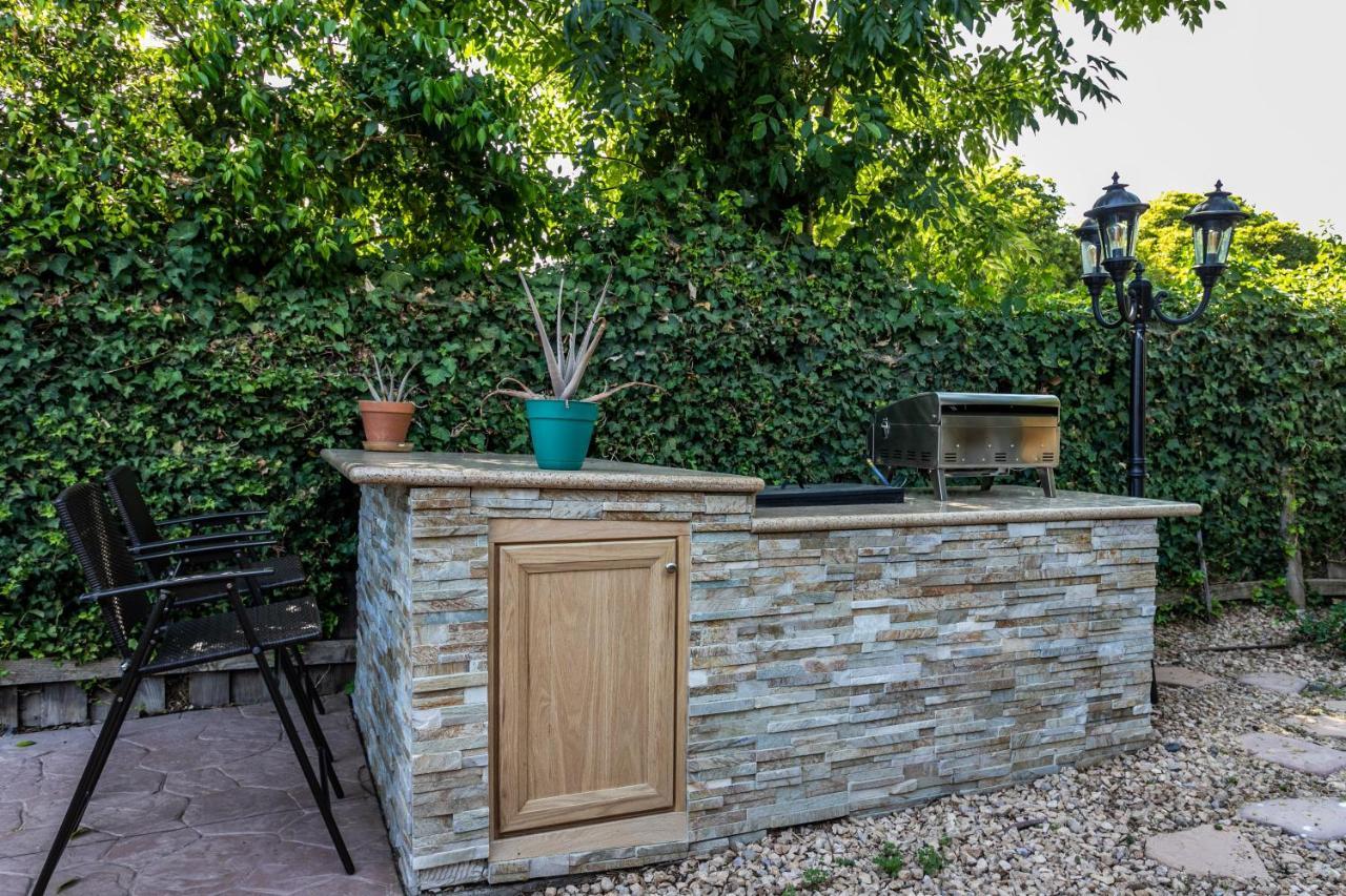 Sausalito - Newly Designed 4br House & Pool By Topanga Los Angeles