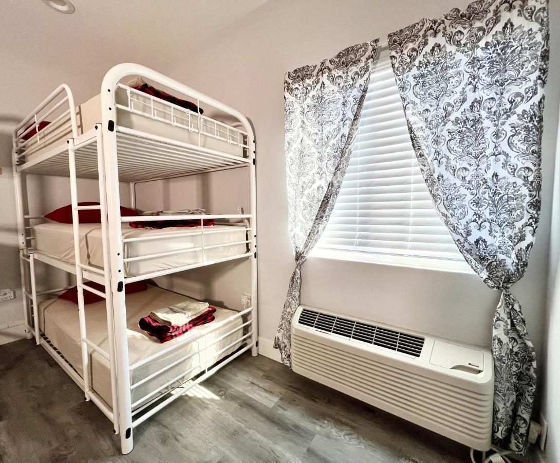 Albergue Pineapple