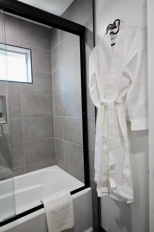 Angeles 3br With Free Parking *