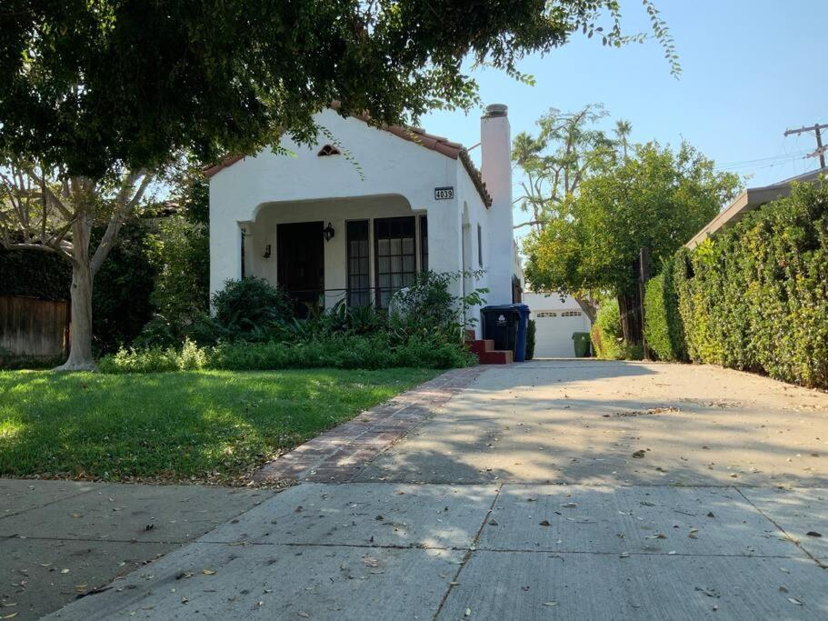 House, Walking Distance From Universal * Los Angeles