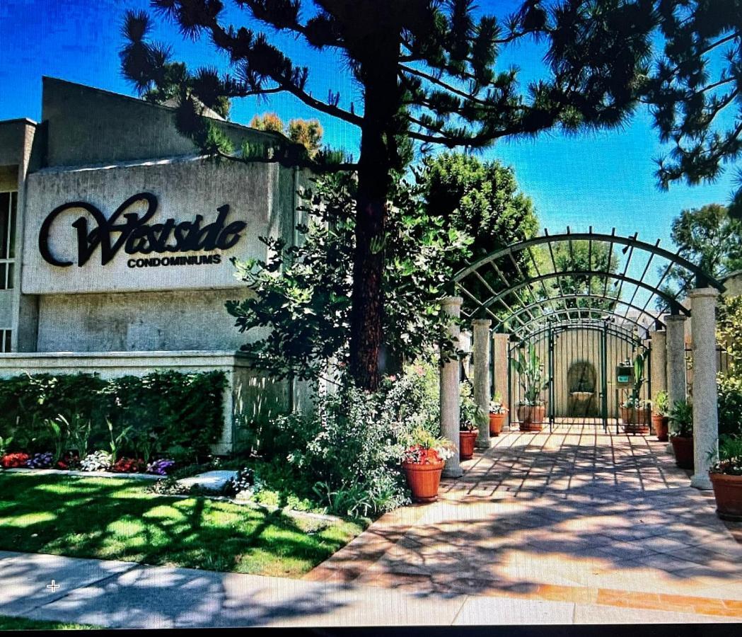 Apartamento Cal King & Queen Beds, 3 Spas & Pool Gourmet Kitchen, Wicked Fast Wifi & Covered Security Parking, Two Smart Tvs With Disney, Apple Tv & Amazon Prime, Ideal For Nightly & Weekly Executive Stays *