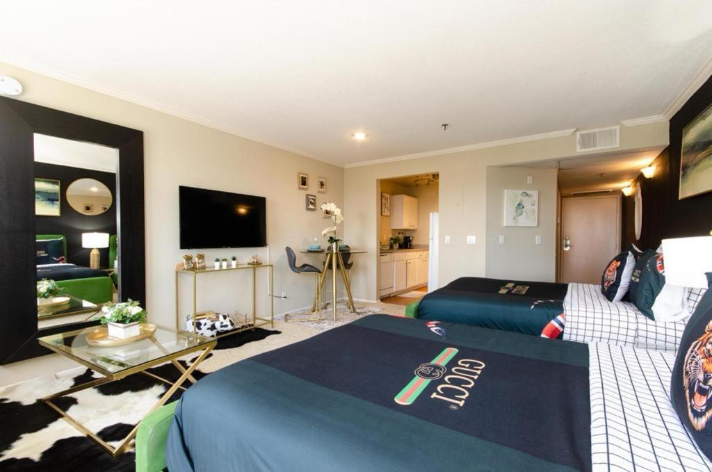 Apartment Gucci Mickey And Maxico Lofts Free Parking And Wifi *