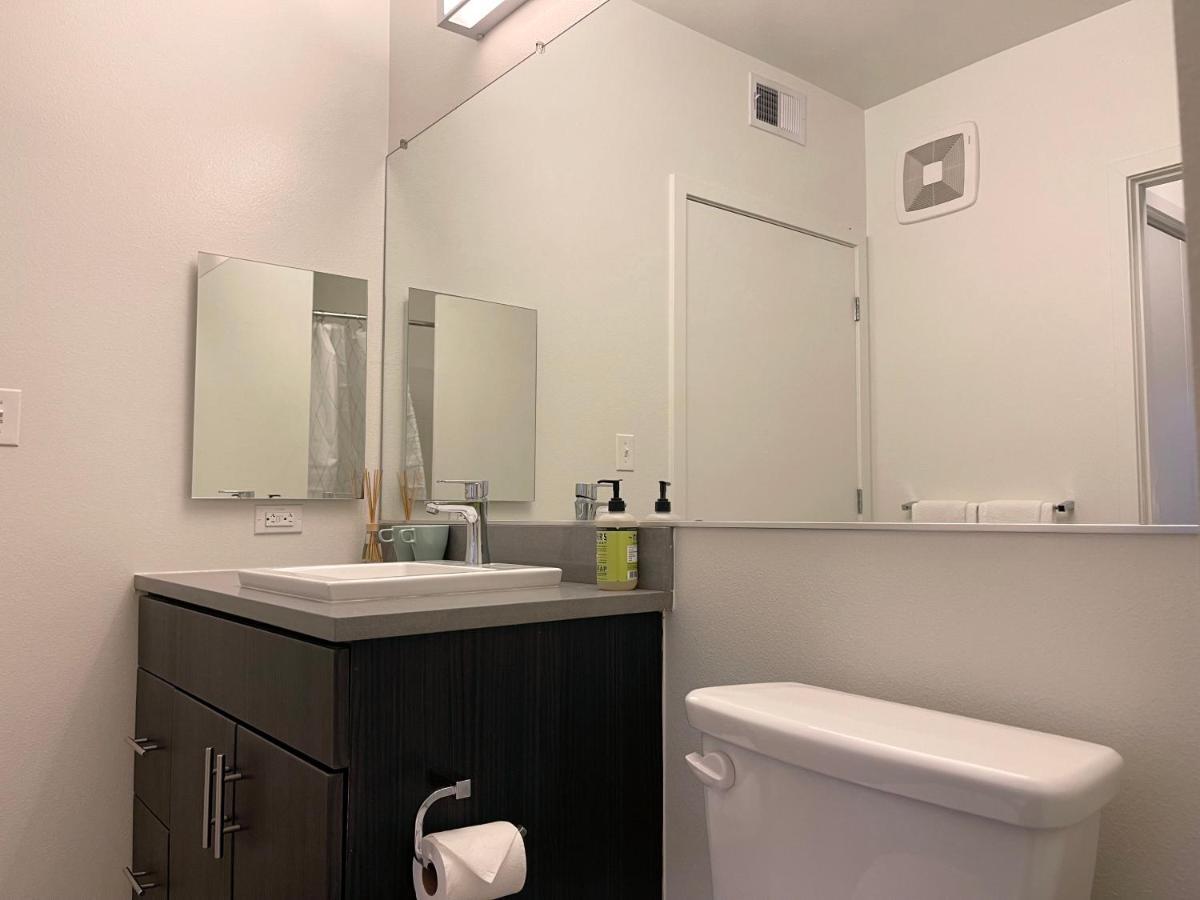 Perfect W Parking Gym Pool Wifi In Arts District Dtla Near Little Tokyo B4 Apartment