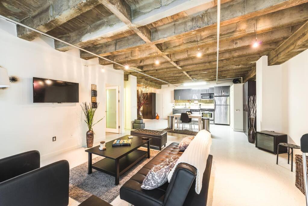 Apartment Newly Renovated 1Bdrm Loft Dtla And Rooftop Pool *