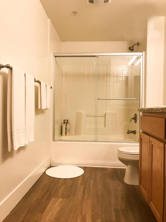 Perfect Near Ucla W Parking Gym Pool Wifi In Westwood B3