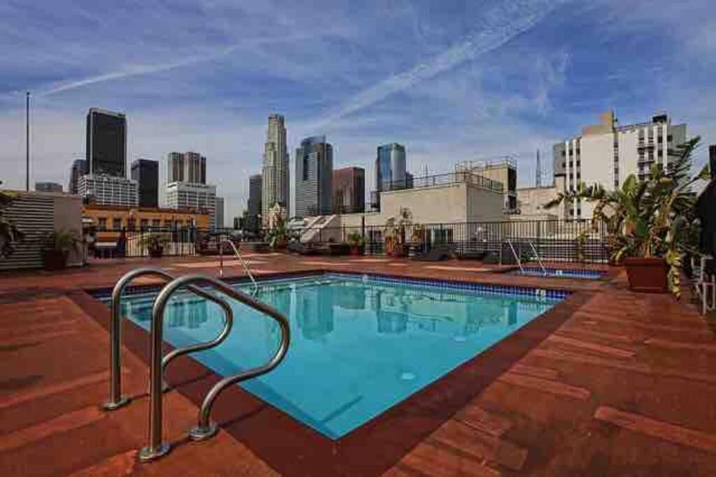 Apartment Newly Renovated 1Bdrm Loft Dtla And Rooftop Pool Los Angeles