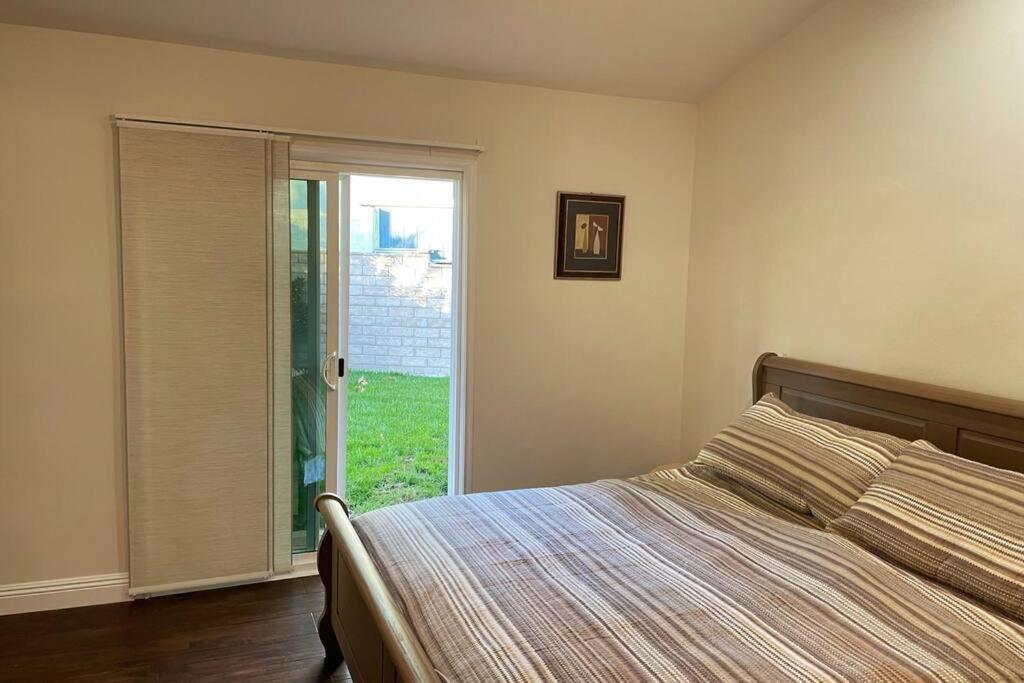 Casa de férias Spacious With Garden & Pool Los Angeles