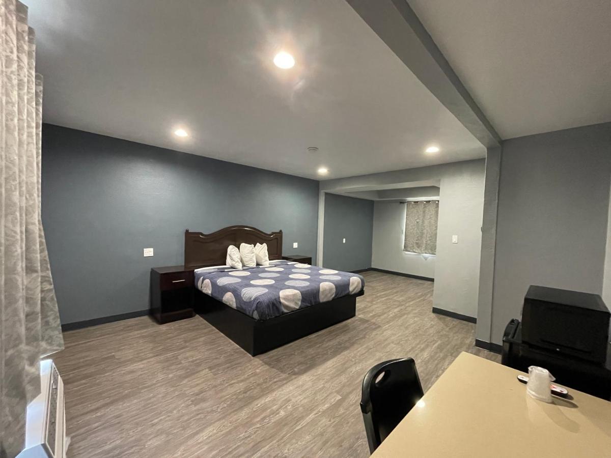 Cornett 2* Los Angeles