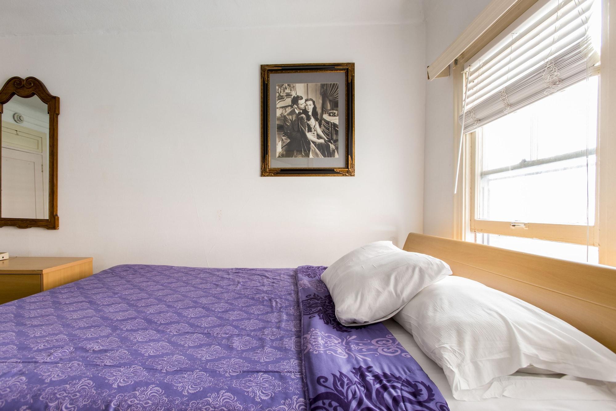 Del Flores Hotel