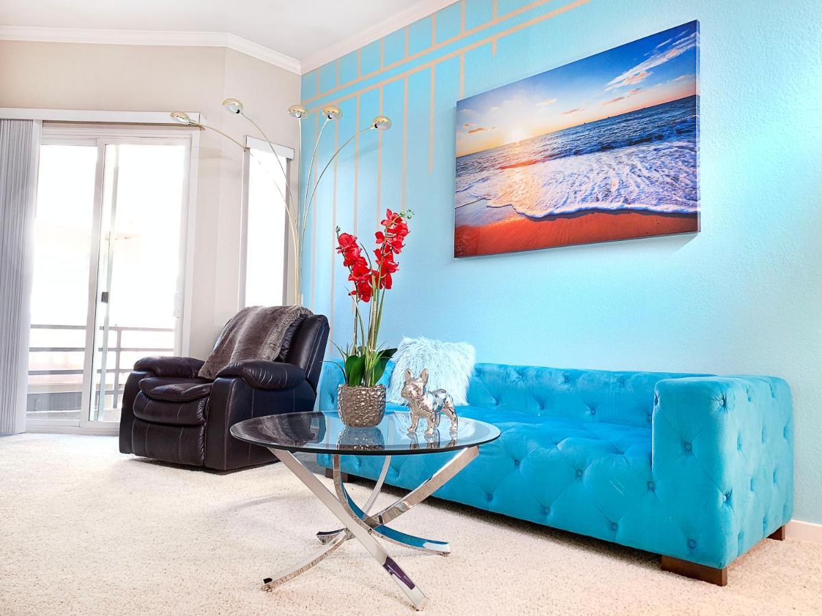 Hollywood Hills !!! One Bedroom Apartment !!! Los Angeles