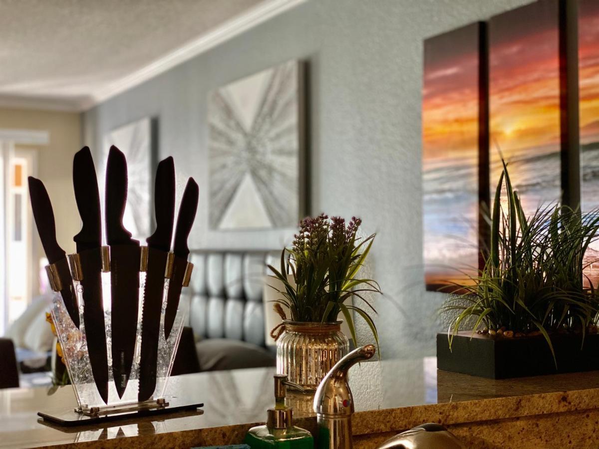 Holywood Hills !!! 2bed Studio !!! Apartment Los Angeles