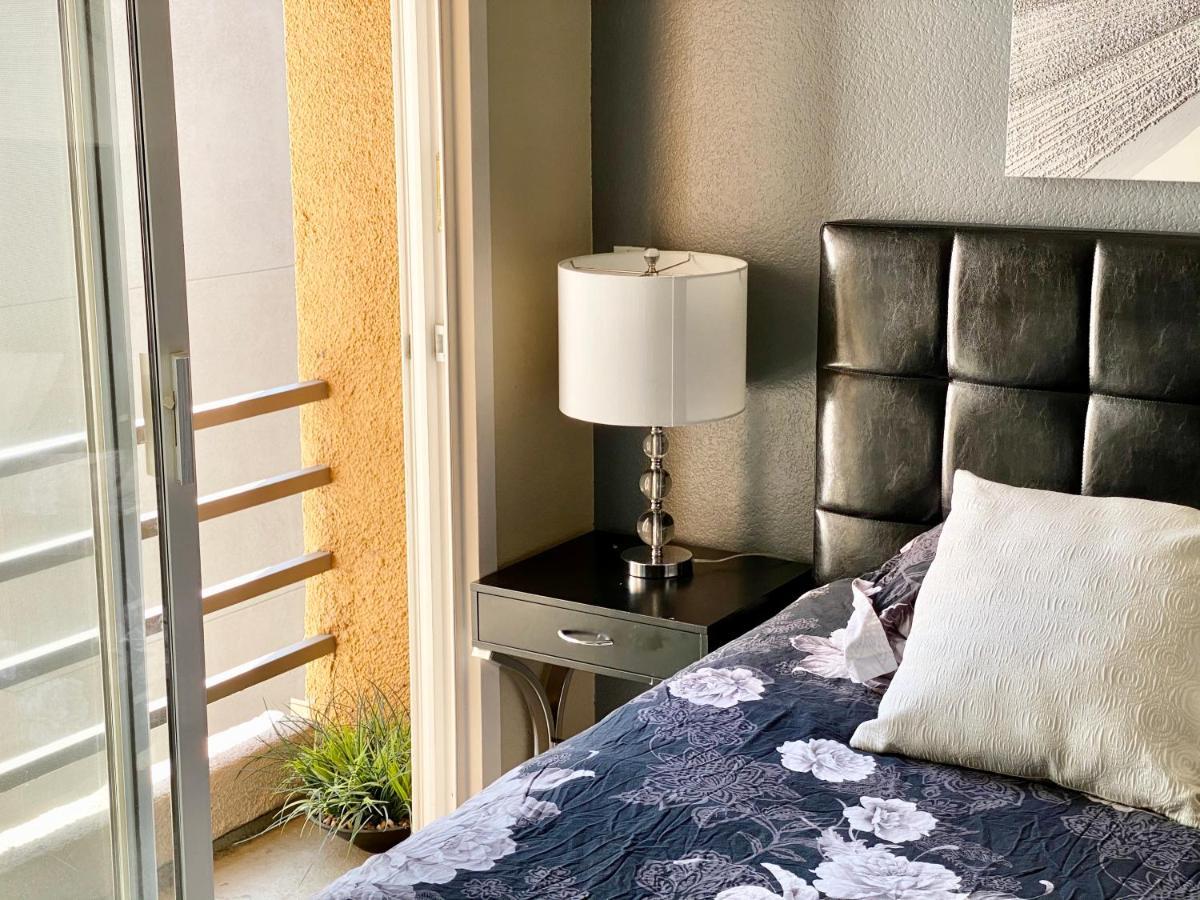 Holywood Hills !!! 2bed Studio !!! Apartment Los Angeles