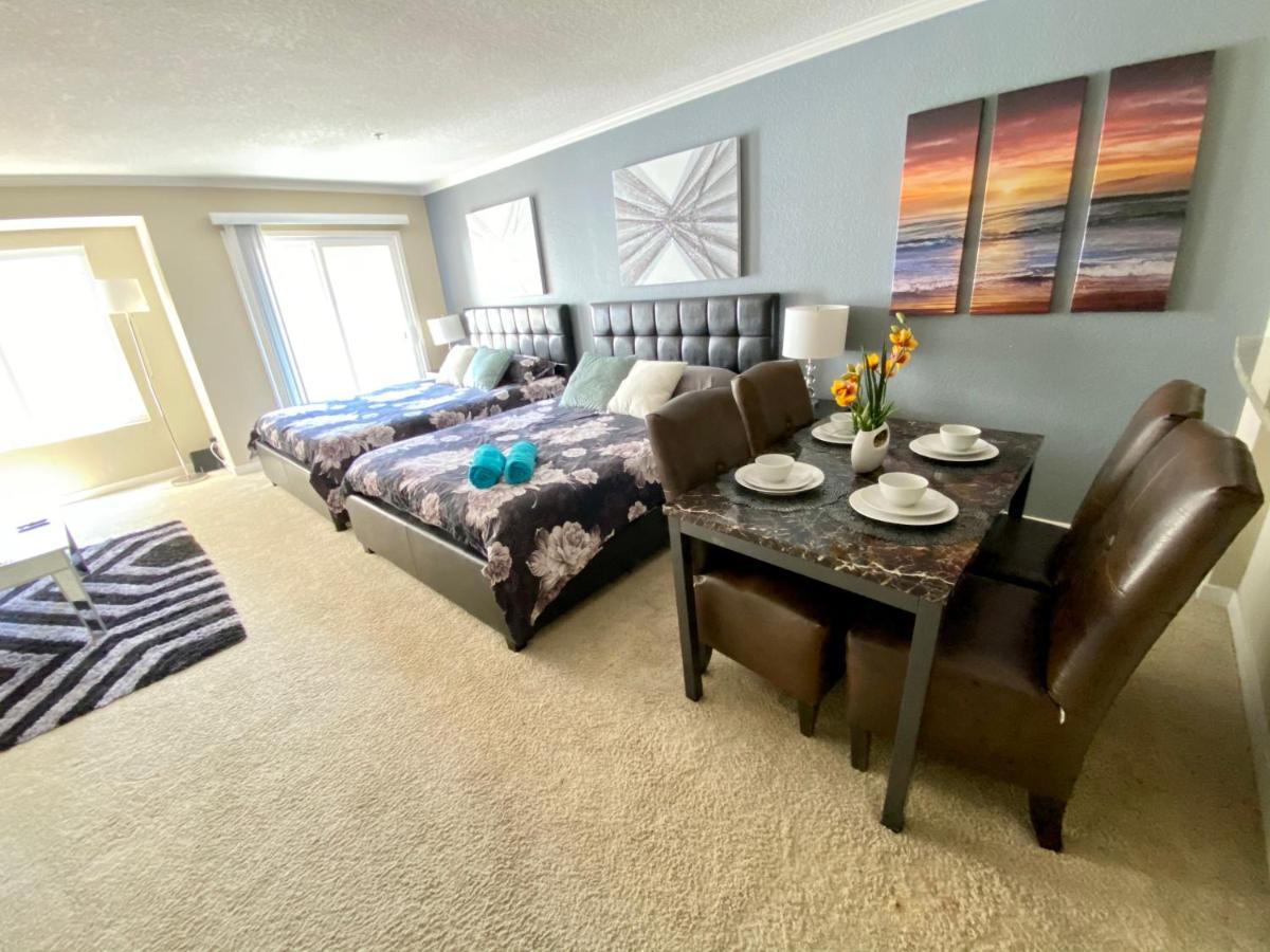 Holywood Hills !!! 2bed Studio !!!