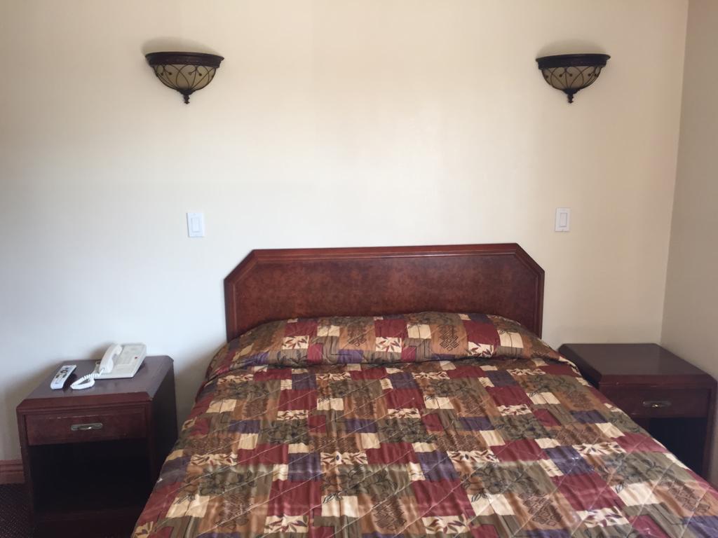 Travel Inn Motel