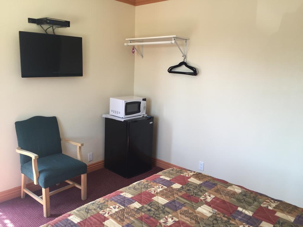 Travel Inn Motel *