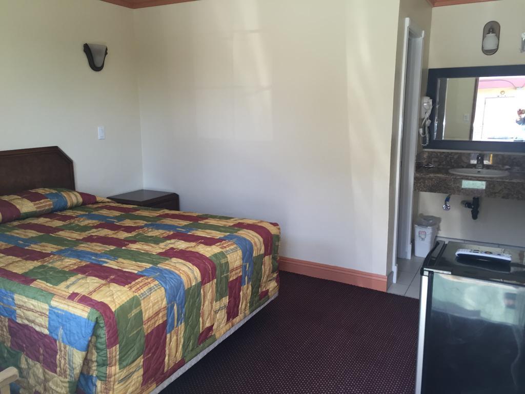 Travel Inn Motel Los Angeles