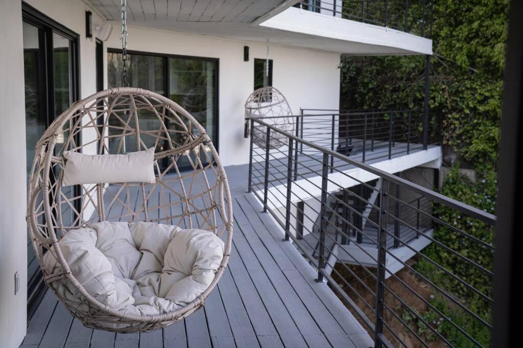 Hollywood Hills Dream Mansion Villa