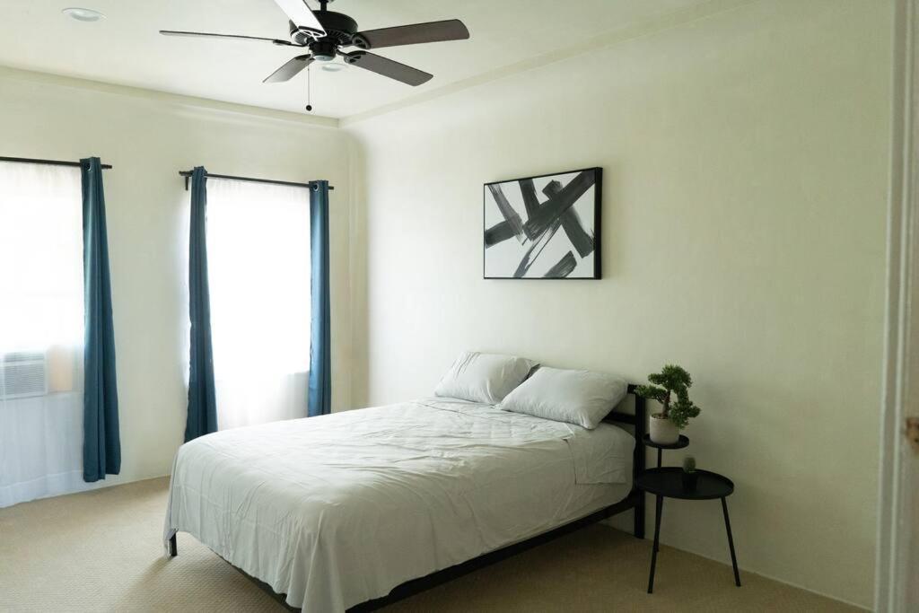 Apartment Spacious 2-bedroom Unit In Hollywood *