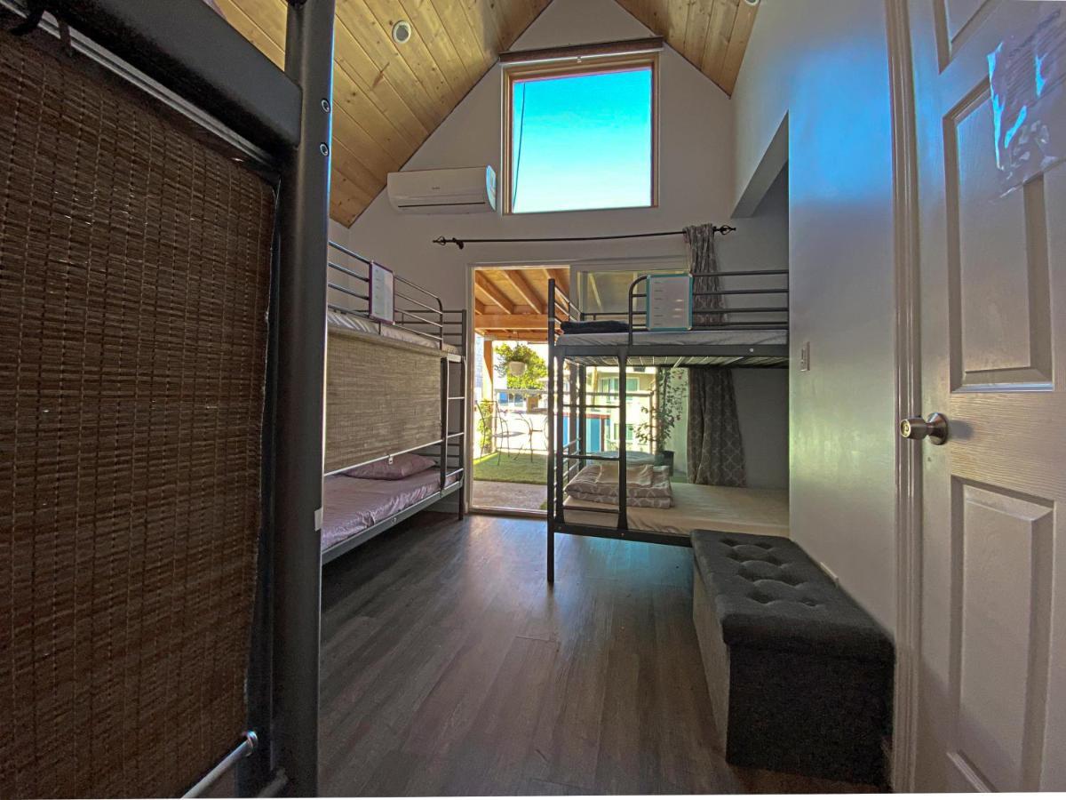 Rumi Hostel Los Angeles