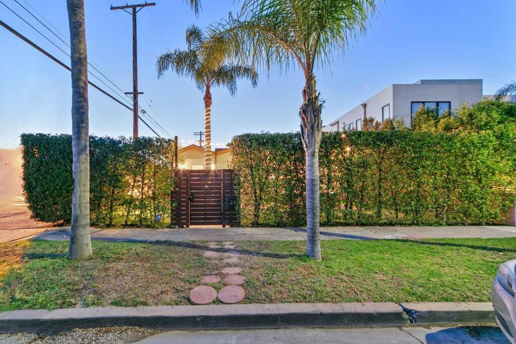 Villa Beverly Grove Spanish Oasis With Pool & Parking Los Angeles