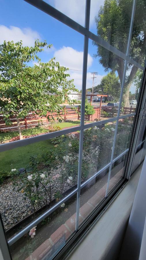 Holiday home Large 1-bedroom With Kitchen In Encino