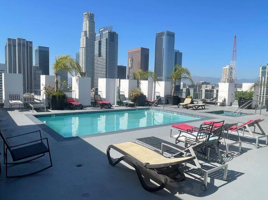 Apartment Downtown La Loft Free Parking Rooftop Pool Jacuzzi *