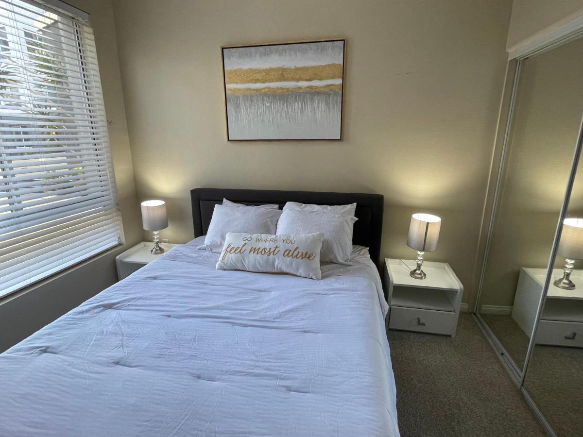 Marina Del Rey 2 Bedroom Near Venice Beach! Apartment *