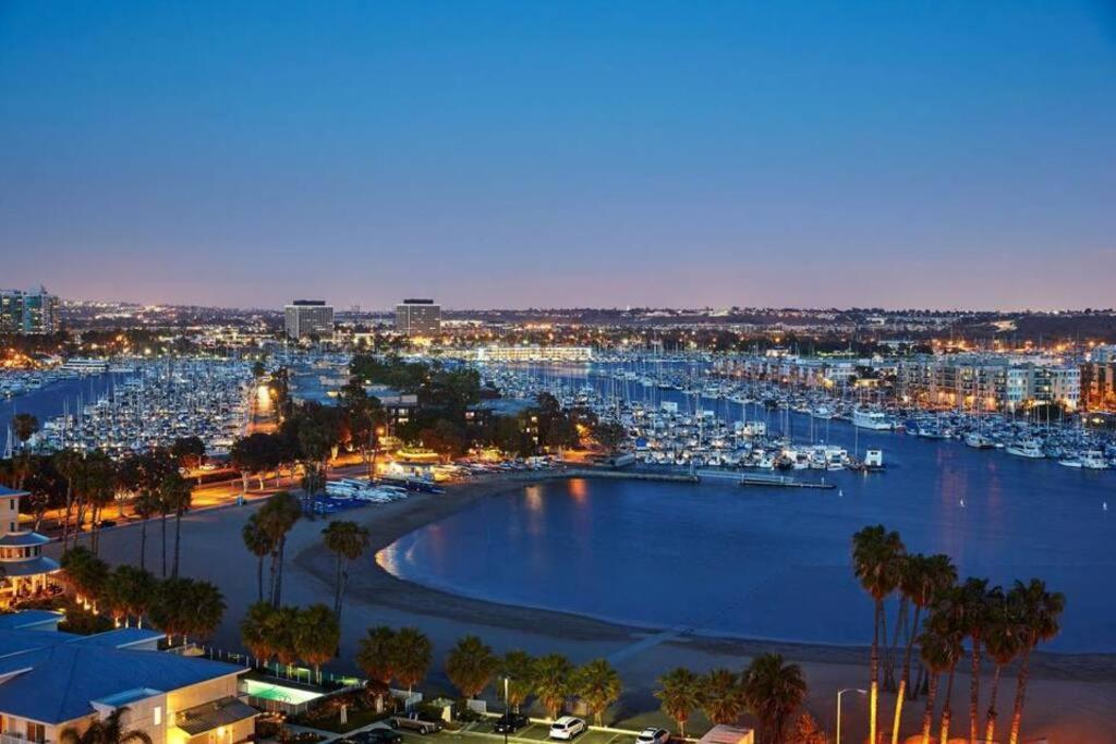 Marina With View Apartment