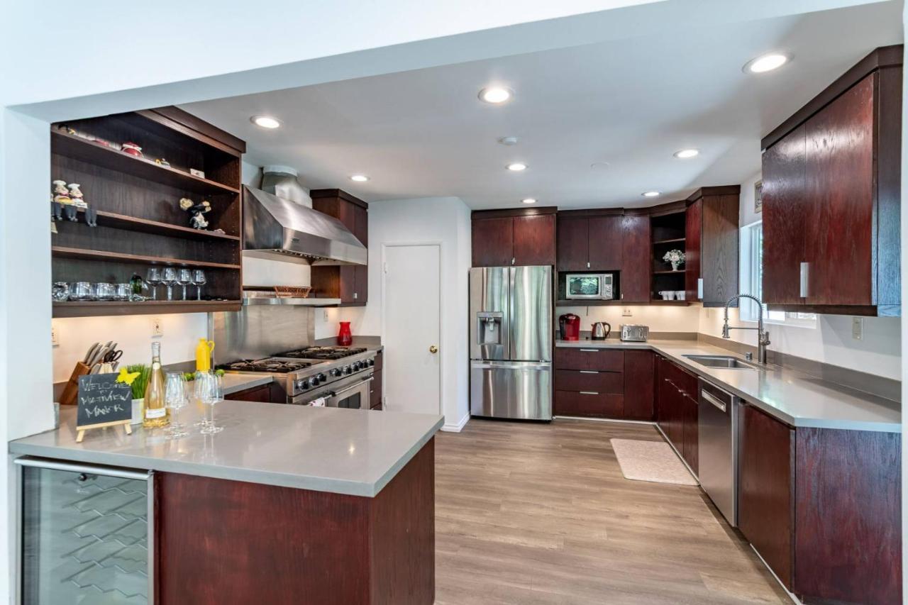 Multiview Manor Holiday home Los Angeles
