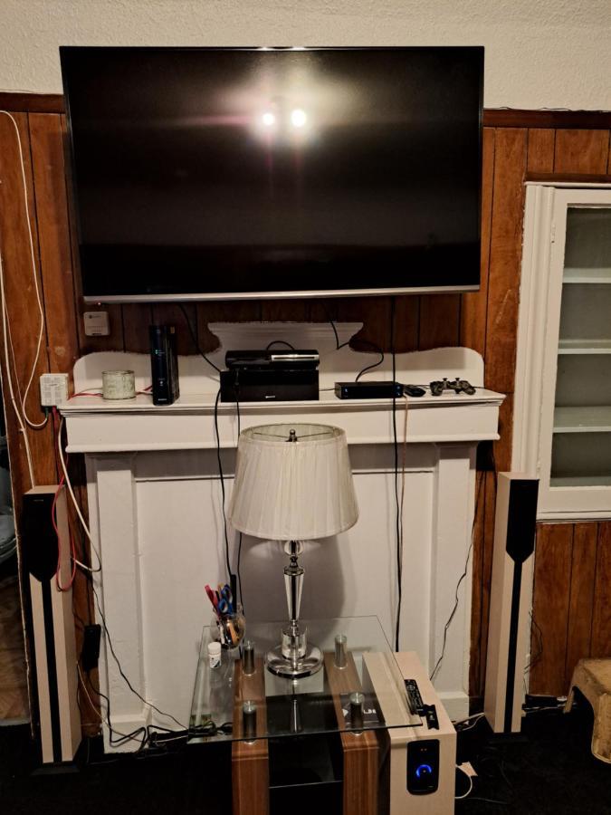 2 Bedroom Near Downtown La Homestay