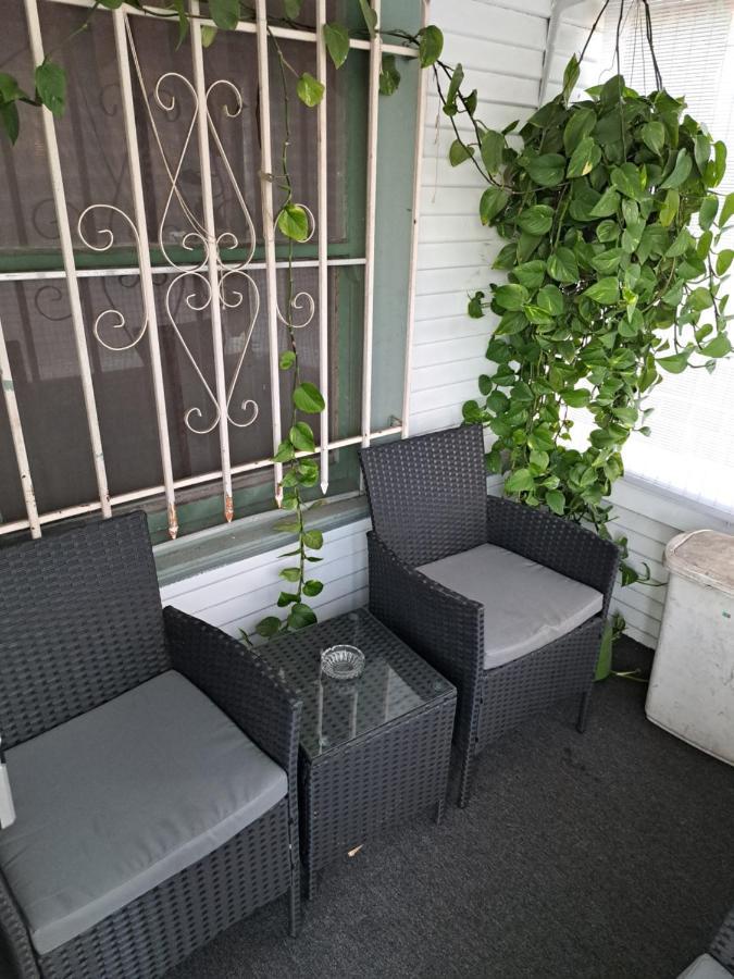2 Bedroom Near Downtown La *