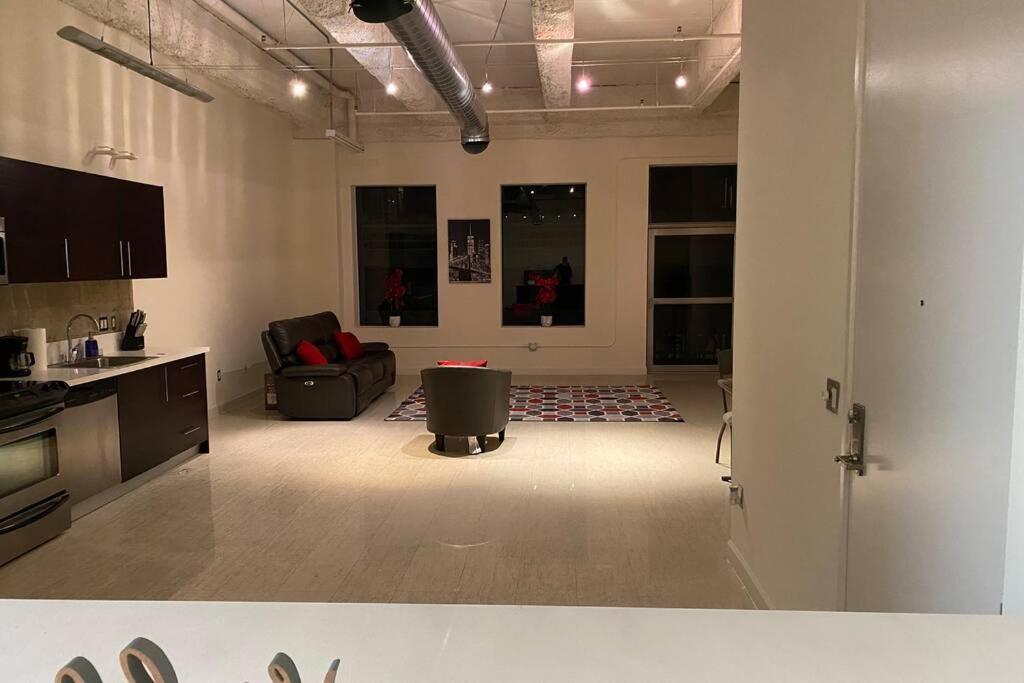 Luxury Spacious Downtown Loft * Los Angeles