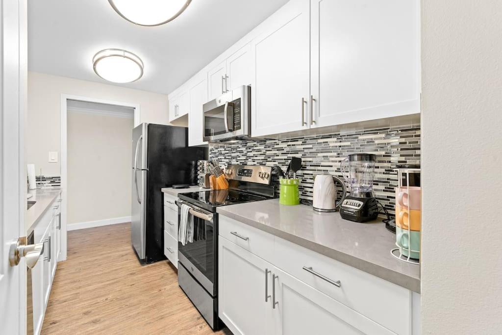 Apartment Heavenly Sunset Marina View 3bd/2bh In Mdr/venice Los Angeles