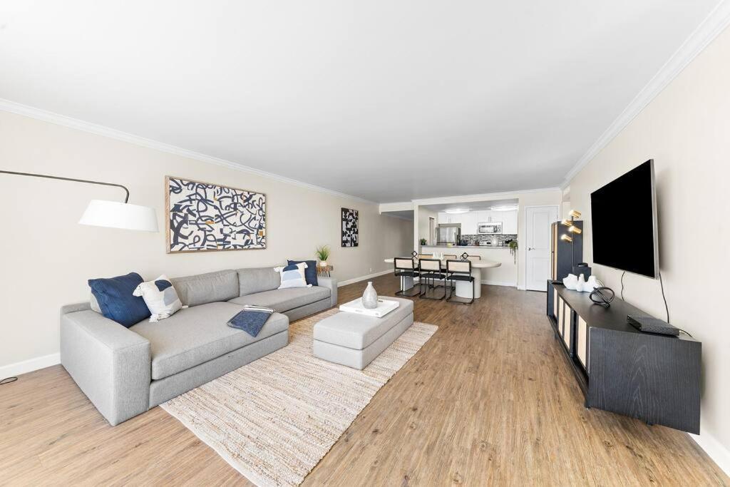 Heavenly Sunset Marina View 3bd/2bh In Mdr/venice Apartment *