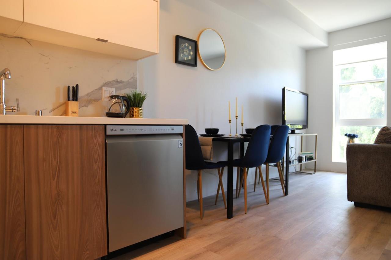 Apartment Luxury Studio Apartment In The Heart Of Hollywood!