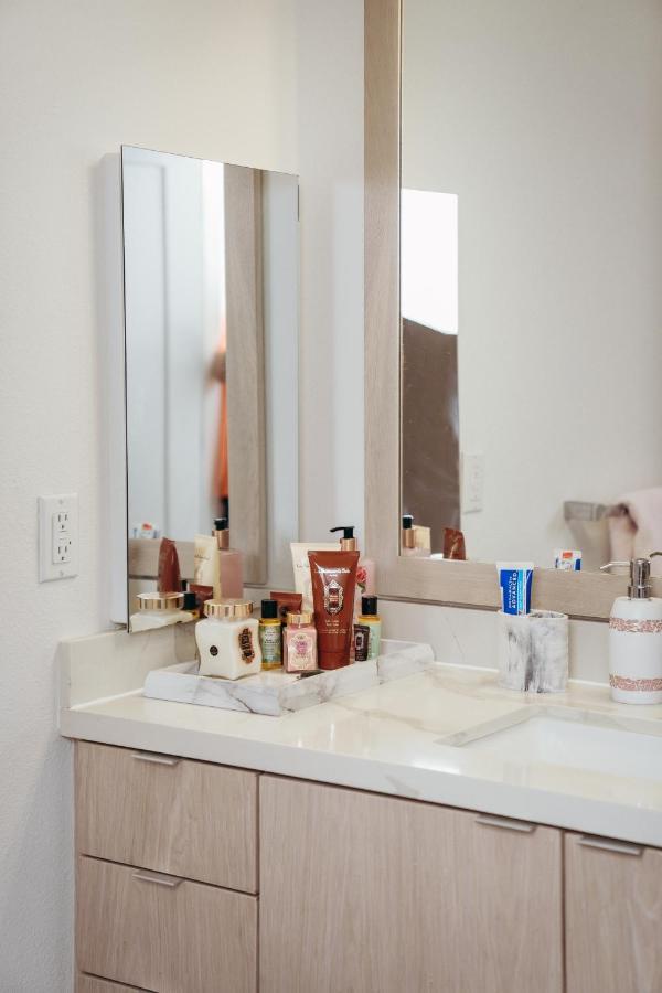 Apartment Luxury 1 Bedroom In The Heart Of West Hollywood/beverly Hills!